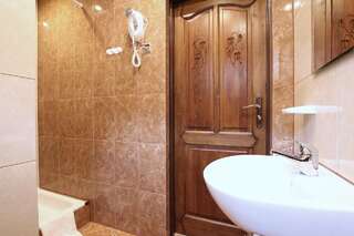 Апартаменты Willa Cztery Pory Roku Щирк Одноместный номер с собственной внешней ванной комнатой-4